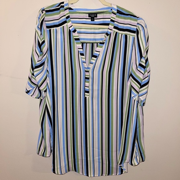 Torrid Harper Georgette Ruched Short Sleeve Blouse sz 3 - Picture 4 of 7